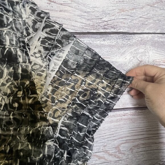 Cato Ruffled Blouse 4X ( 26/28W) Stretch Boho Whimsical Animal Print - Picture 4 of 11